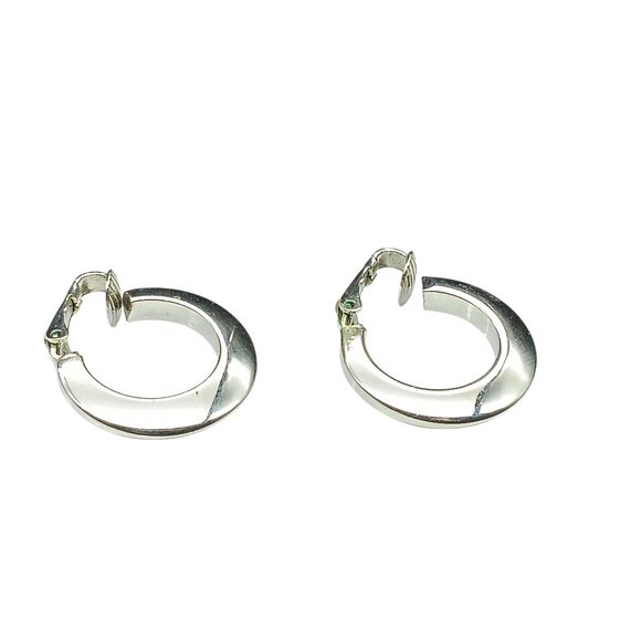 Vintage Basic Silver Tone Hoop Earrings Clip On - Picture 4 of 5